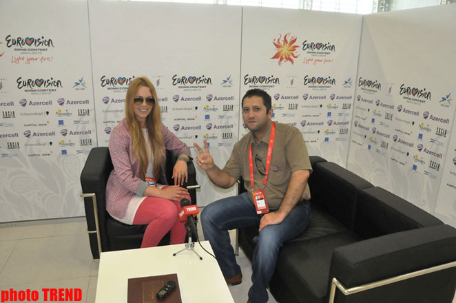 Bosniya və Herseqovinanın "Eurovision 2012" təmsilçisi: Bakı və Sarayevo qardaş şəhərlərdir (MÜSAHİBƏ) (FOTO)