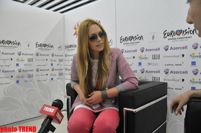 Bosniya və Herseqovinanın "Eurovision 2012" təmsilçisi: Bakı və Sarayevo qardaş şəhərlərdir (MÜSAHİBƏ) (FOTO)