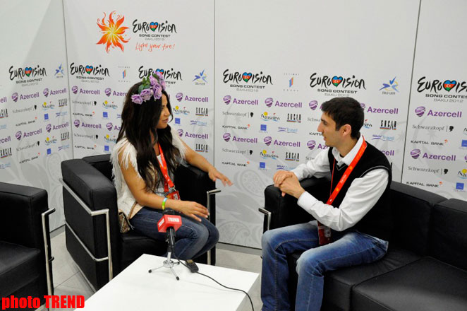 Ukraynanın "Eurovision 2012" təmsilçisi: Bakıda günlərimin başa çatmasını istəmirəm (MÜSAHİBƏ) (FOTO)