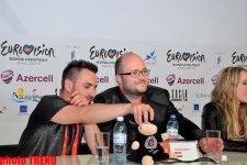 Macarıstanın "Eurovision" təmsilçiləri qələbəni qeyd etməkdənsə, yatmağı üstün tutdular (FOTO)