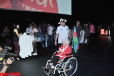 30 "Eurovision" müsabiqəsində iştirak edən Ella Kastner Bakını çox bəyənib (FOTO-VİDEO)