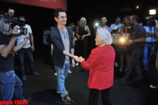 30 "Eurovision" müsabiqəsində iştirak edən Ella Kastner Bakını çox bəyənib (FOTO-VİDEO)