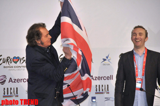 Engelbert Hamperdink Səbinə Babayeva, Filip Kirkorov və Elvis Presli haqqında danışdı (FOTO)