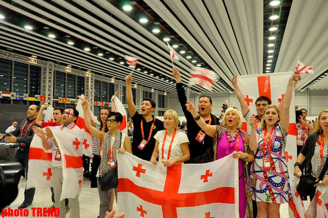 "Bakı Kristal Zalı"nın mətbuat mərkəzində "Eurovision 2012"-nin ən fəal azarkeşləri (FOTO)