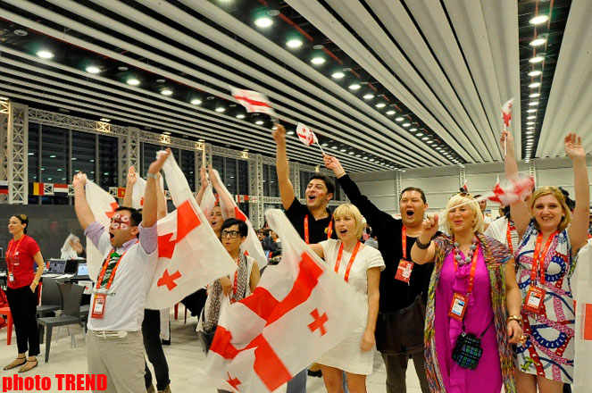 "Bakı Kristal Zalı"nın mətbuat mərkəzində "Eurovision 2012"-nin ən fəal azarkeşləri (FOTO)