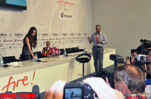 Səbinə Babayeva finala çıxmayan "Eurovision 2012" iştirakçılarına təşəkkür edib (FOTO)