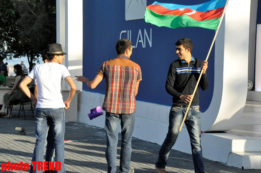 Bakıda minlərlə insan "Eurovision 2012"-nin finalına Dənizkənarı Milli Parkda baxacaq (FOTO)