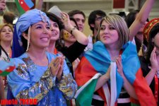 "Eurovision 2012"-nin açılışı zamanı "Bakı Kristal Zalı"nda Azərbaycan rəqsləri (FOTO)