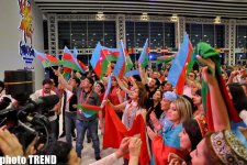 "Eurovision 2012"-nin açılışı zamanı "Bakı Kristal Zalı"nda Azərbaycan rəqsləri (FOTO)