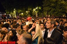 Bakı gecəsi "Eurovision-2012" mahnı müsabiqəsinin finalını qeyd edib (FOTO)
