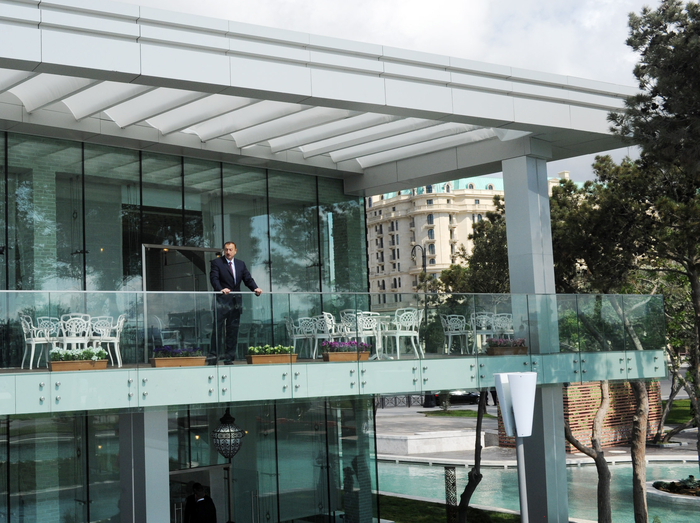 Prezident İlham Əliyev Dənizkənarı Milli Parkında “Kiçik Venesiya şəhərciyi”nin açılışında iştirak edib (FOTO)