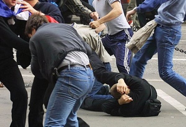 Bərdədə qonşular arasında kütləvi dava, 6 nəfər xəsarət aldı