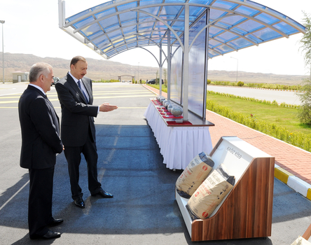 Prezident İlham Əliyev Naxçıvan Şəhər Gömrük İdarəsinin, FHN-in inzibati binalarının və sement zavodunun açılışında iştirak edib (ƏLAVƏ OLUNUB) (FOTO)