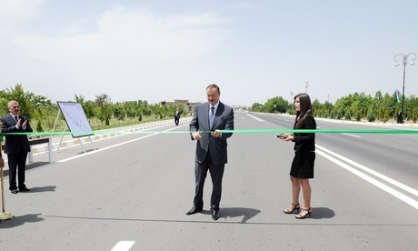 Prezident İlham Əliyev: Maliyyə və iqtisadi böhranın ən ağır aylarında, illərində belə Azərbaycan inkişaf edibdir (FOTO)