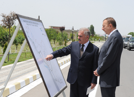 Prezident İlham Əliyev: Maliyyə və iqtisadi böhranın ən ağır aylarında, illərində belə Azərbaycan inkişaf edibdir (FOTO)