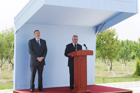 Prezident İlham Əliyev: Maliyyə və iqtisadi böhranın ən ağır aylarında, illərində belə Azərbaycan inkişaf edibdir (FOTO)