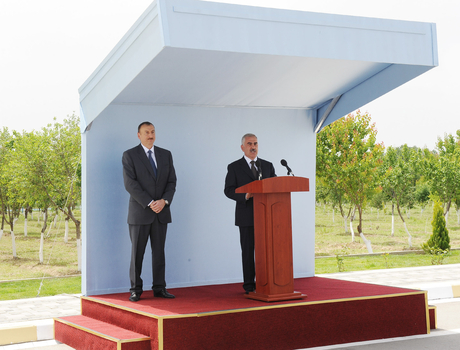 Prezident İlham Əliyev: Maliyyə və iqtisadi böhranın ən ağır aylarında, illərində belə Azərbaycan inkişaf edibdir (FOTO)