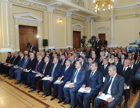 İlham Əliyev: Azərbaycan milli maraqlarının qorunması üçün həm beynəlxalq arenada, həm bölgədə, həm də ölkə daxilində siyasətini davam etdirəcək (FOTO)