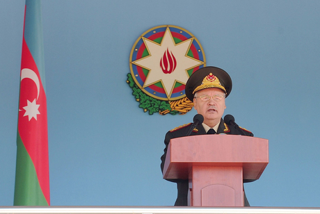Prezident İlham Əliyev Heydər Əliyev adına Azərbaycan Ali Hərbi Məktəbində keçirilən təntənəli mərasimdə iştirak edib (FOTO)