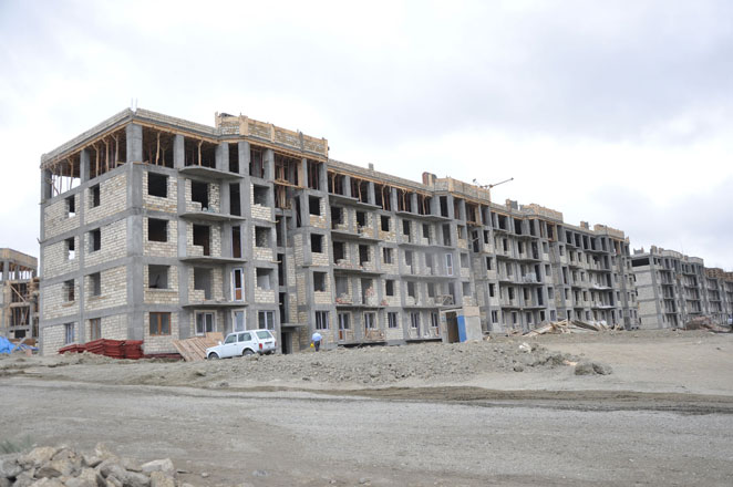 Azərbaycan Məcburi Köçkünlərin Sosial İnkişaf Fondunun direktoru tikinti işləri ilə tanış olub (FOTO)