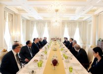 Azərbaycan Prezidenti İlham Əliyev Macarıstanın Baş naziri ilə görüşüb (FOTO)