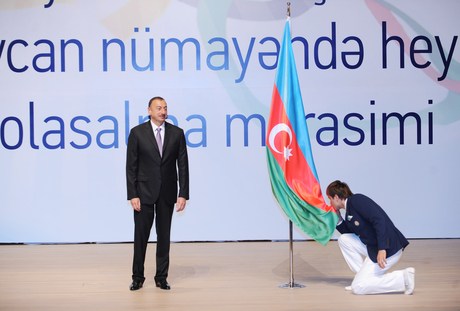 Azərbaycan Prezidenti və xanımı Olimpiya Oyunlarında iştirak edəcək nümayəndə heyətinin yola salınması mərasimində iştirak ediblər (FOTO)