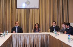 Rusiyalı gənclər Heydər Əliyev Fondunun vitse-prezidenti Leyla Əliyeva ilə görüşüblər  (FOTO)