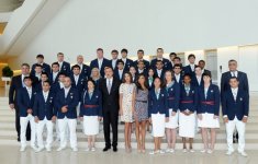 Azərbaycan Prezidenti və xanımı Olimpiya Oyunlarında iştirak edəcək nümayəndə heyətinin yola salınması mərasimində iştirak ediblər (FOTO)