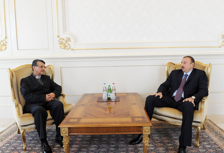 İlham Əliyev İranın ölkəmizdəki səfirini diplomatik fəaliyyətinin başa çatması ilə əlaqədar qəbul edib