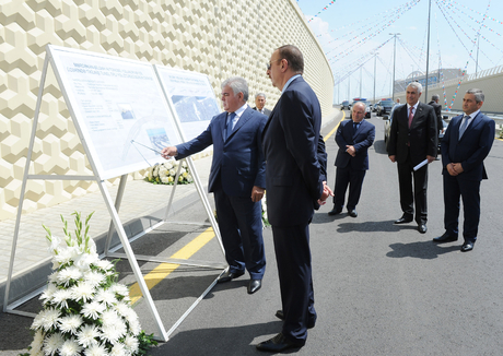 Prezident İlham Əliyev Bilgəh-Novxanı-Sumqayıt avtomobil yolunun yenidən qurulması çərçivəsində görülən işlərlə tanış olub (FOTO)