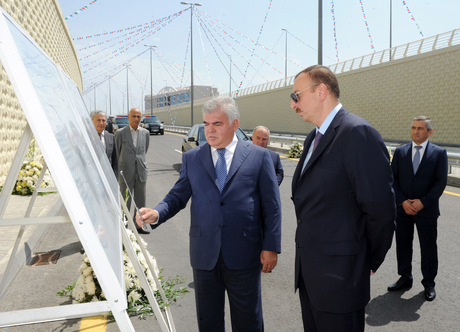 Prezident İlham Əliyev Bilgəh-Novxanı-Sumqayıt avtomobil yolunun yenidən qurulması çərçivəsində görülən işlərlə tanış olub (FOTO)