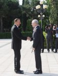 Azərbaycana rəsmi səfərə gələn Avropa İttifaqı Şurasının prezidentinin rəsmi qarşılanma mərasimi olub (FOTO)