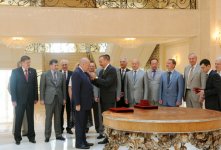 İlham Əliyev Rusiya Dövlət Dumasının sədri Sergey Narışkinin başçılıq etdiyi nümayəndə heyətini qəbul edib (FOTO)