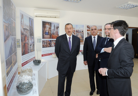 İlham Əliyev Bakıda yeni sement zavodunun açılışında iştirak edib (FOTO)