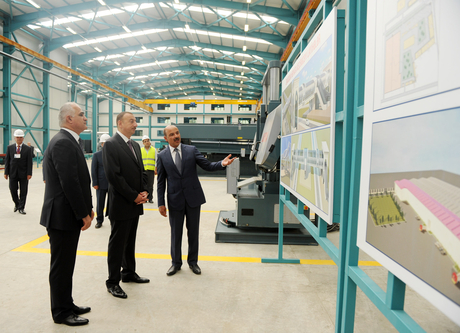 İlham Əliyev Qaradağ metal konstruksiyalar zavodunun açılışında iştirak edib (FOTO)