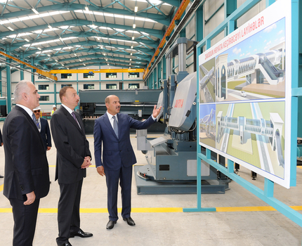 İlham Əliyev Qaradağ metal konstruksiyalar zavodunun açılışında iştirak edib (FOTO)
