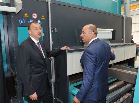 İlham Əliyev Qaradağ metal konstruksiyalar zavodunun açılışında iştirak edib (FOTO)