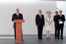 İlham Əliyev Bakıda yeni sement zavodunun açılışında iştirak edib (FOTO)