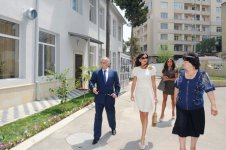 Azərbaycanın birinci xanımı Mehriban Əliyeva Yasamal rayonundakı uşaq bağçalarının yenidənqurmadan sonra açılışında iştirak edib (FOTO)