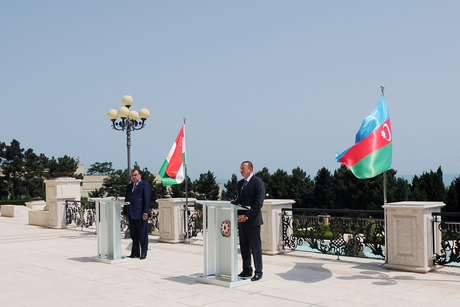 Prezident İlham Əliyev: Azərbaycan BMT TŞ-nin üzvü kimi Tacikistanın irəli sürdüyü bütün təşəbbüsləri dəstəkləyəcək (ƏLAVƏ OLUNUB)