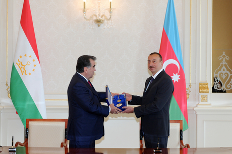 Azərbaycan və Tacikistan prezidentlərinin ali ordenlərlə təltif olunma mərasimi keçirilib (FOTO)