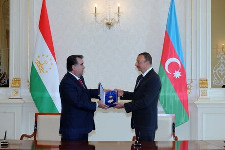 Azərbaycan və Tacikistan prezidentlərinin ali ordenlərlə təltif olunma mərasimi keçirilib (FOTO)