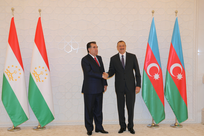 Tacikistan Prezidentinin rəsmi qarşılanma mərasimi keçirilib (FOTO)