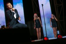 Emin Ağalarov Bakıda geniş konsert proqramı ilə çıxış edib (FOTO)