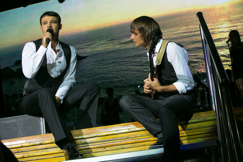 Emin Ağalarov Bakıda geniş konsert proqramı ilə çıxış edib (FOTO)