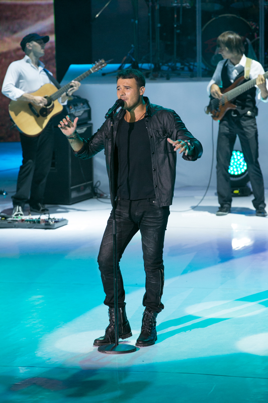 Emin Ağalarov Bakıda geniş konsert proqramı ilə çıxış edib (FOTO)