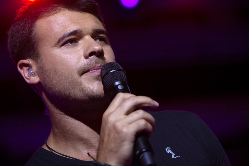 Emin Ağalarov Bakıda geniş konsert proqramı ilə çıxış edib (FOTO)