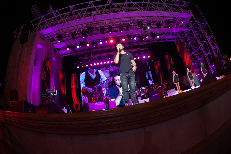 Emin Ağalarov Bakıda geniş konsert proqramı ilə çıxış edib (FOTO)