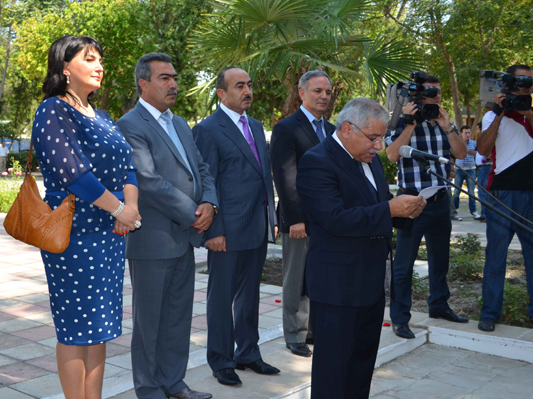 Həsən bəy Zərdabinin 170 illik yubileyi dahi mütəfəkkirin doğma yurdu Zərdabda qeyd olunub