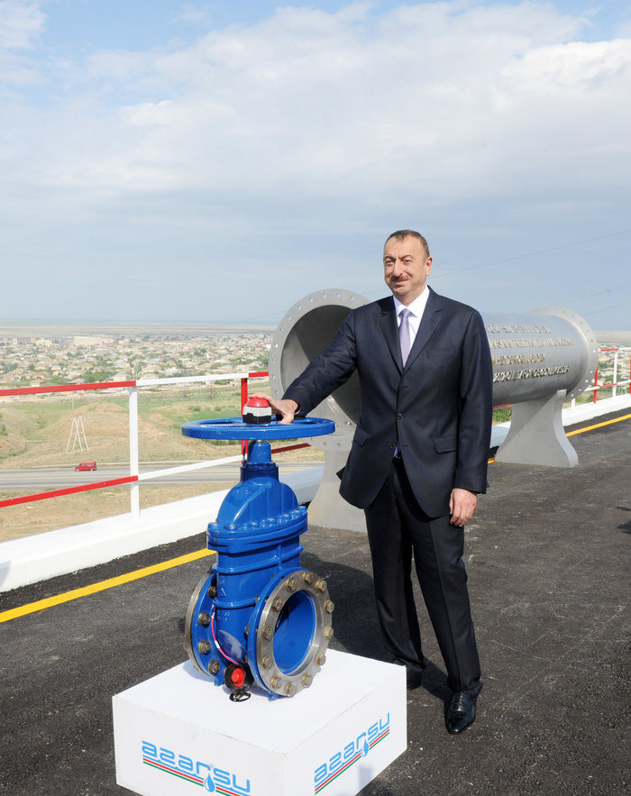 Prezident İlham Əliyev Hacıqabulda Şirvan-Muğan qrup su kəmərinin təməlqoyma mərasimində iştirak edib (FOTO)